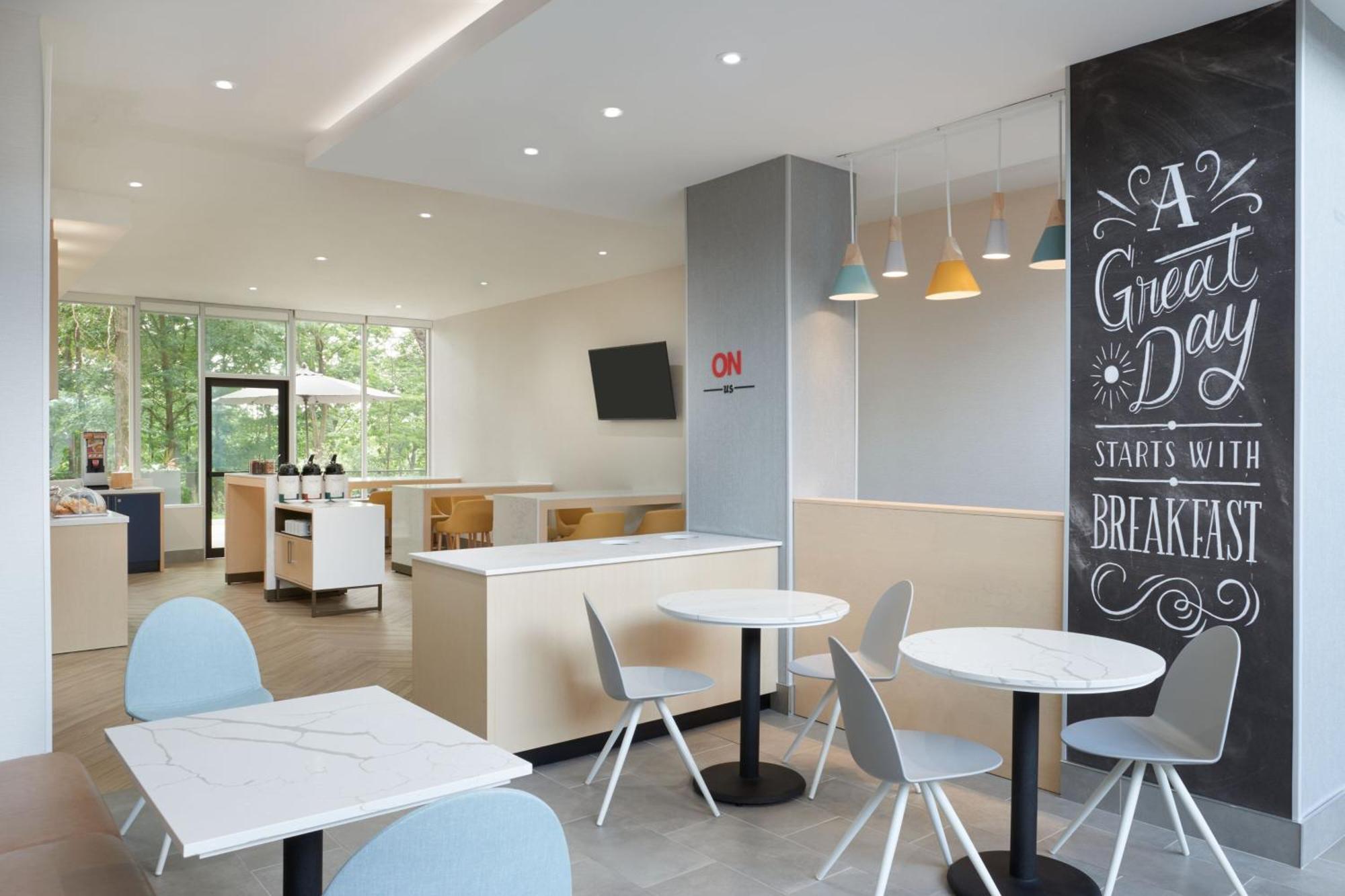 Towneplace Suites By Marriott Toronto Оуквил Екстериор снимка