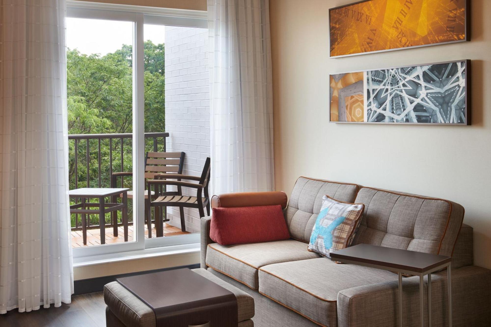 Towneplace Suites By Marriott Toronto Оуквил Екстериор снимка