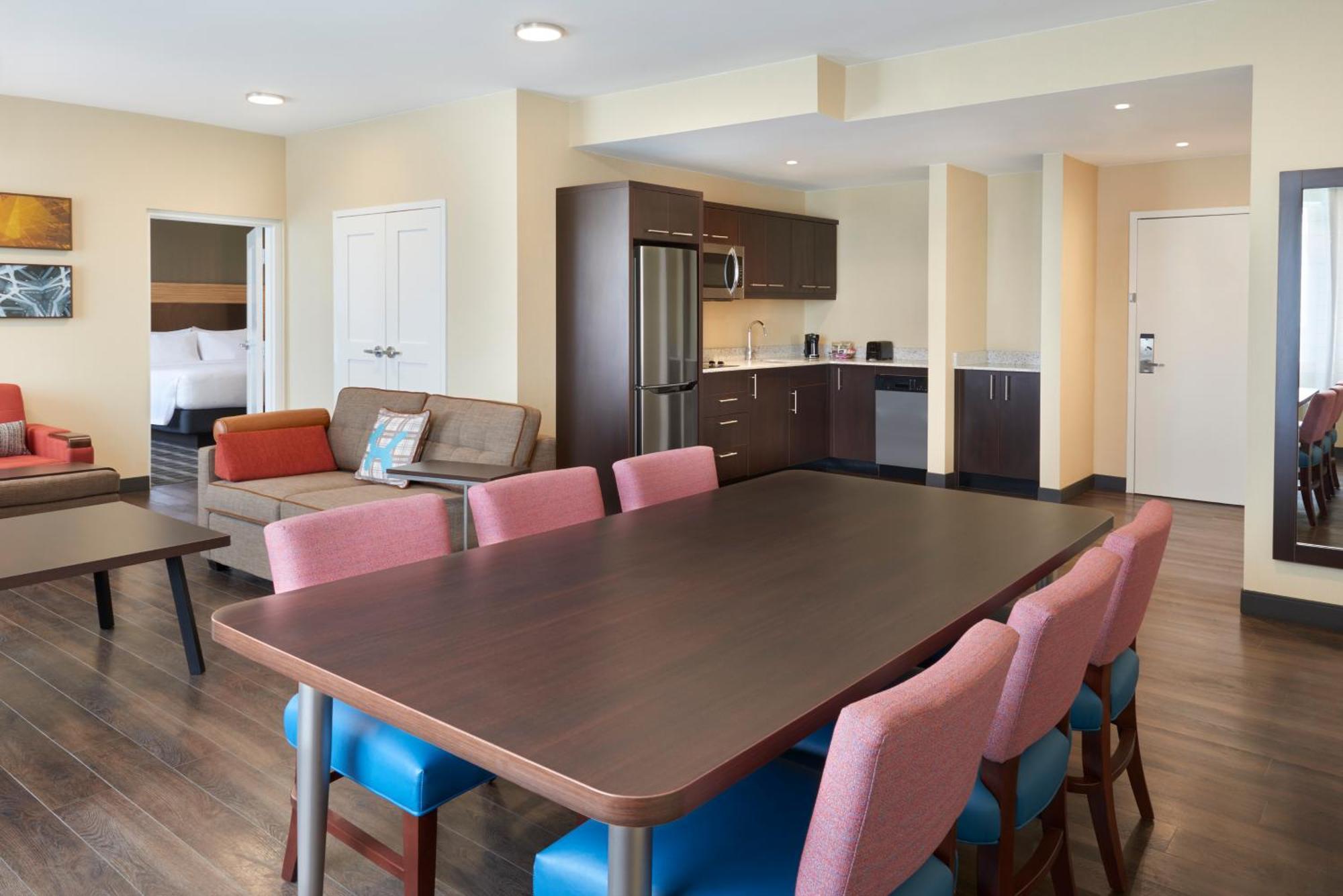 Towneplace Suites By Marriott Toronto Оуквил Екстериор снимка